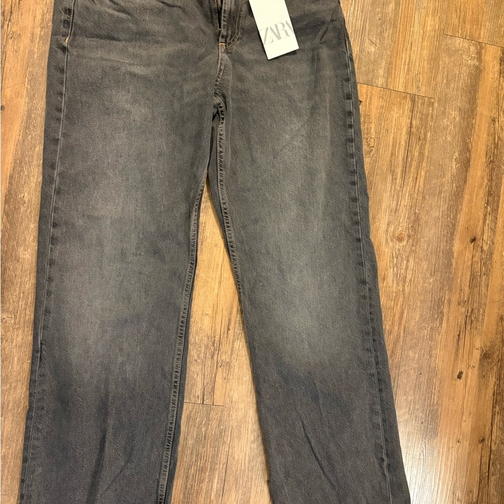 Zara Women's Charcoal Straight Leg Jeans